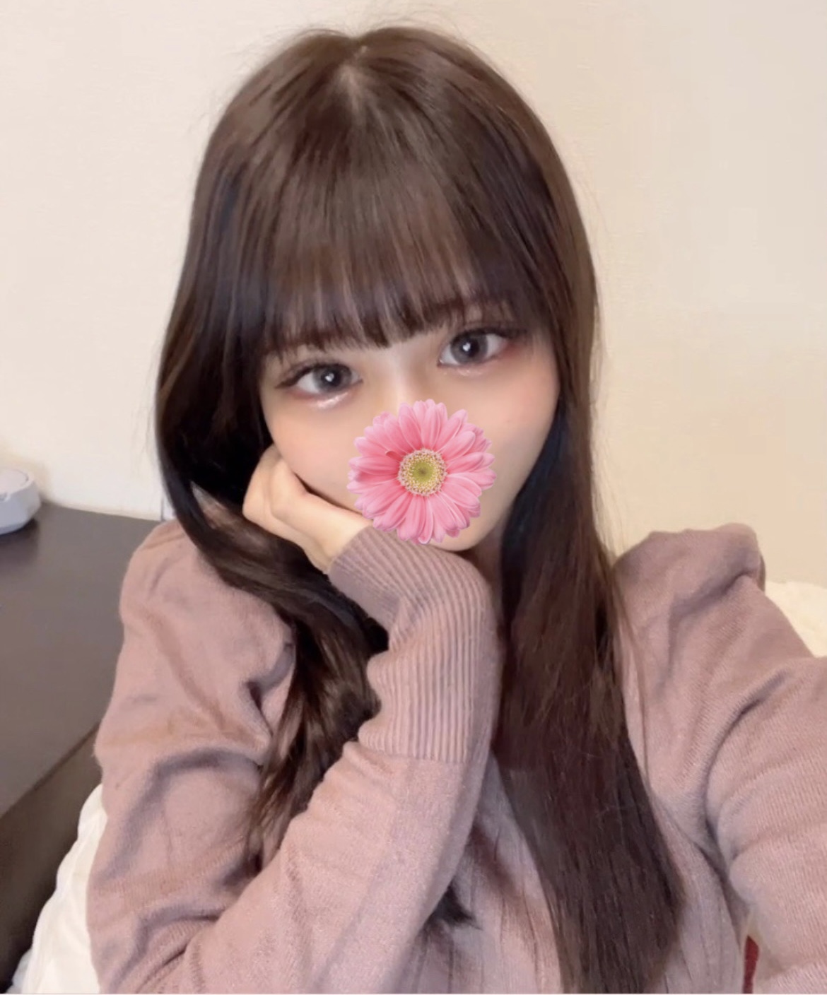 綾瀬ひな
